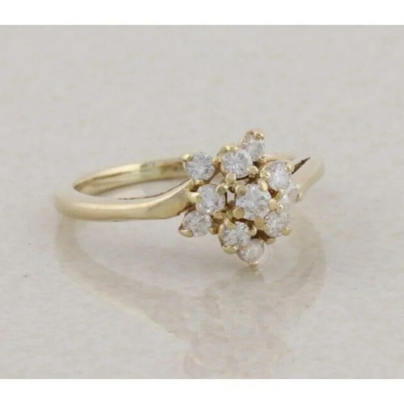 14k Yellow Gold Diamond Cluster Flower Ring Size 6 1/2 - Picture 5 of 8